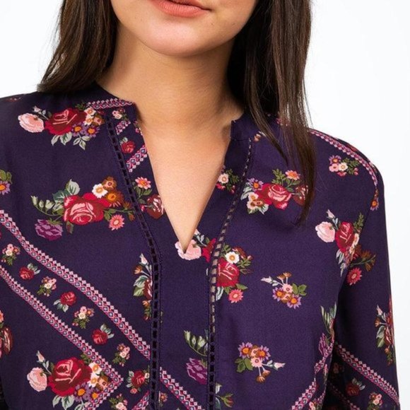 Francesca's | NWT Laura Floral Blouse - Picture 3 of 8